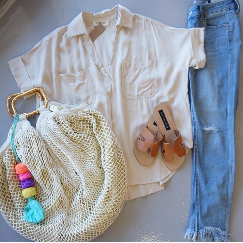 America & Beyond Mesh Hobo Bag